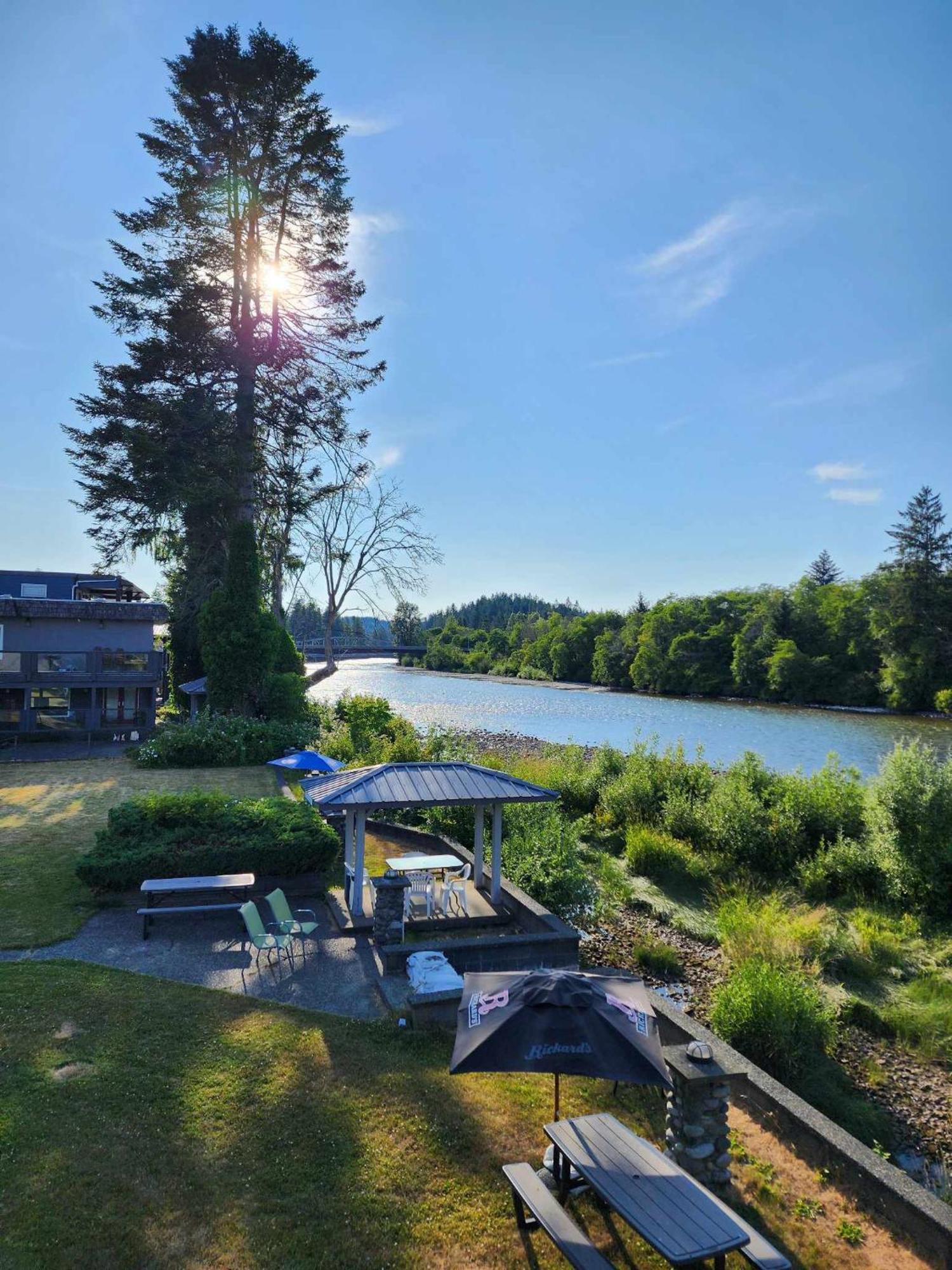 Campbell River Lodge Esterno foto