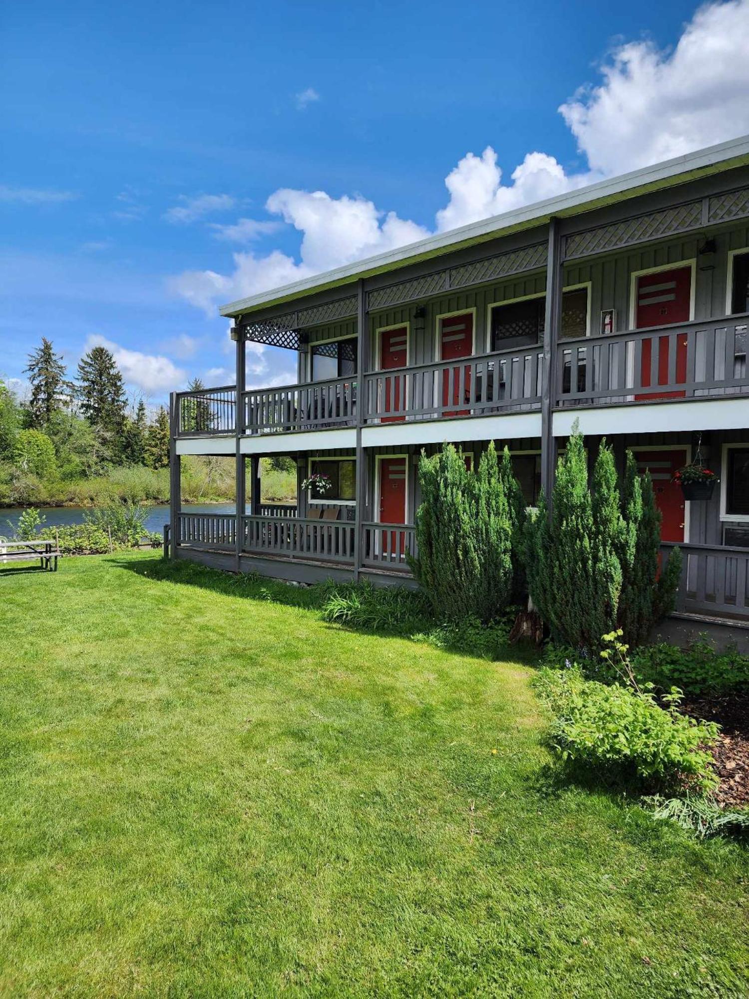 Campbell River Lodge Esterno foto