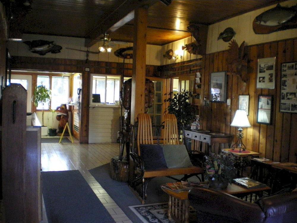 Campbell River Lodge Esterno foto