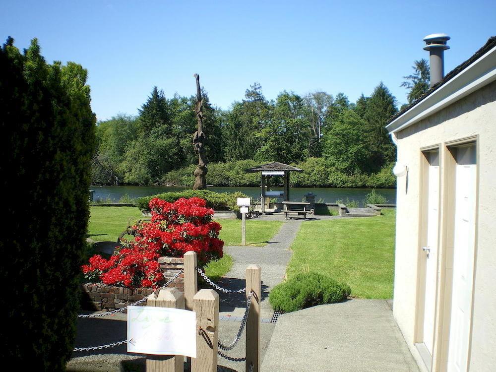 Campbell River Lodge Esterno foto