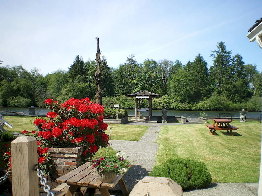 Campbell River Lodge Esterno foto