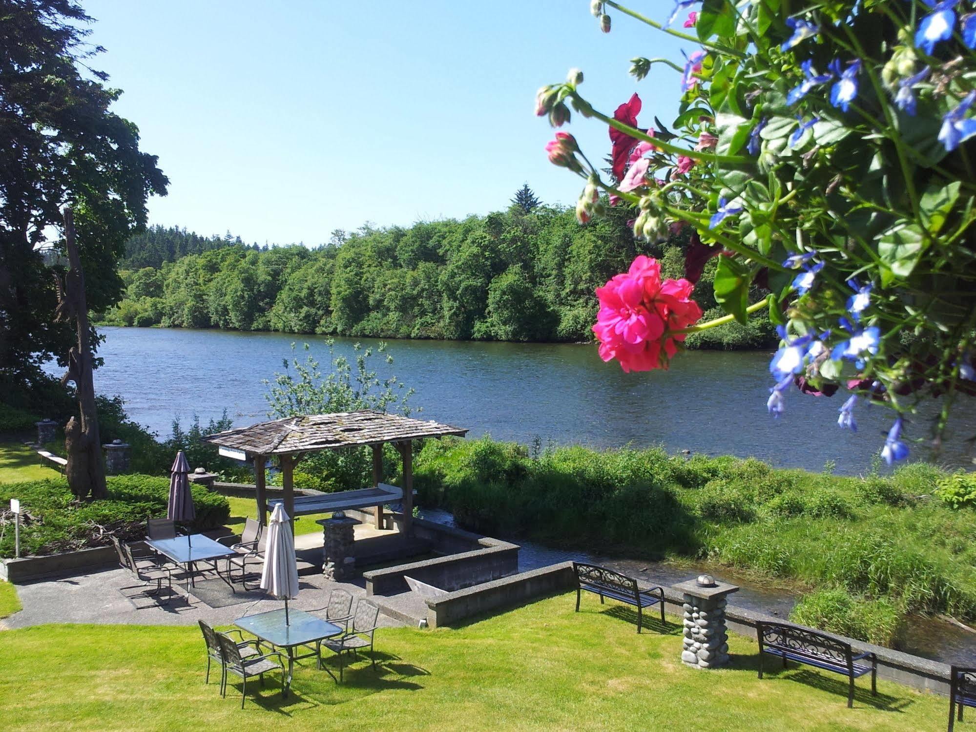 Campbell River Lodge Esterno foto